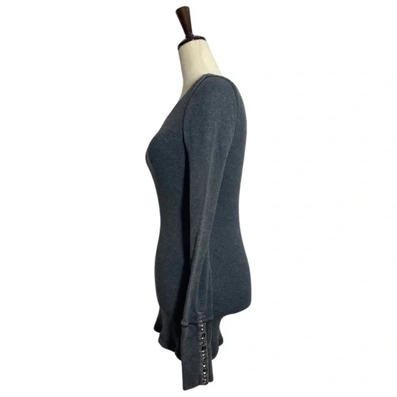 Free People • Studded Cuff Thermal Acid Wash Charcoal Gray S ASO Bella Swan - Picture 4 of 13